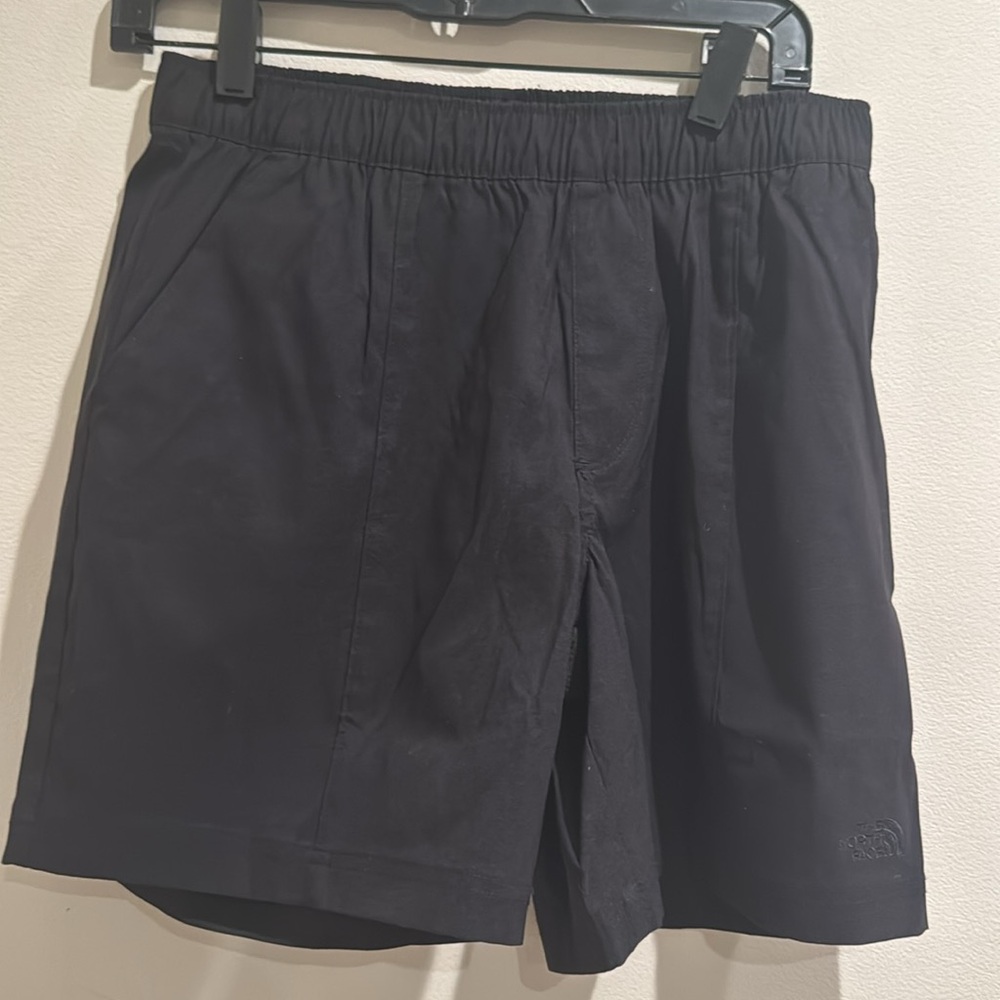 The North Face Small Men's Shorts Moisture Wicking
